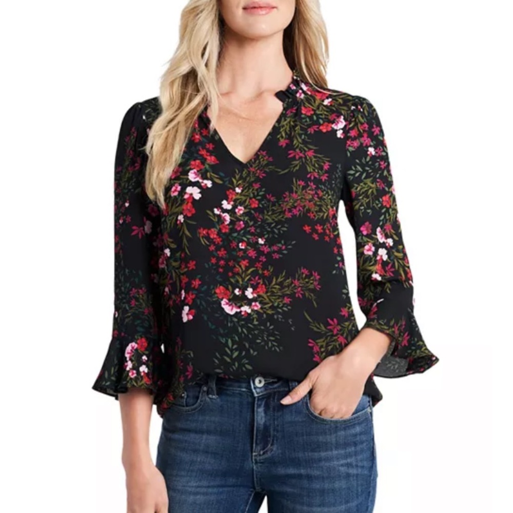 Cece Nordstrom Black Floral Bell Sleeve Holiday Rich Black Top Size Medium NWT
